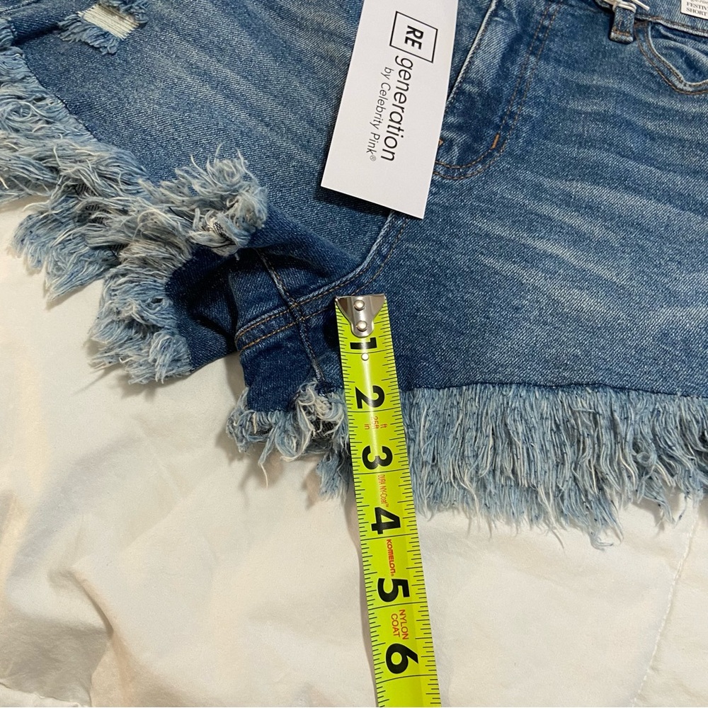 Frayed Hem Jean Shorts - Picture 4 of 13